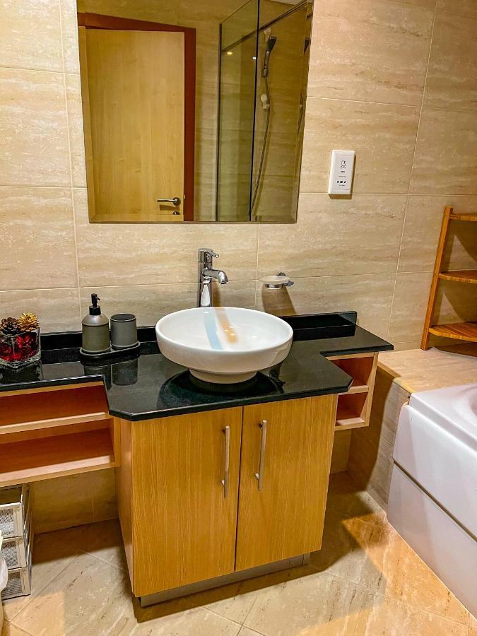 Exquisite, Luxe 1Bd Apartment, Unparalleled Sea Views, Prime Dubai Marina Location & Full Kitchen By "La Buena Vida Holiday Homes Kültér fotó