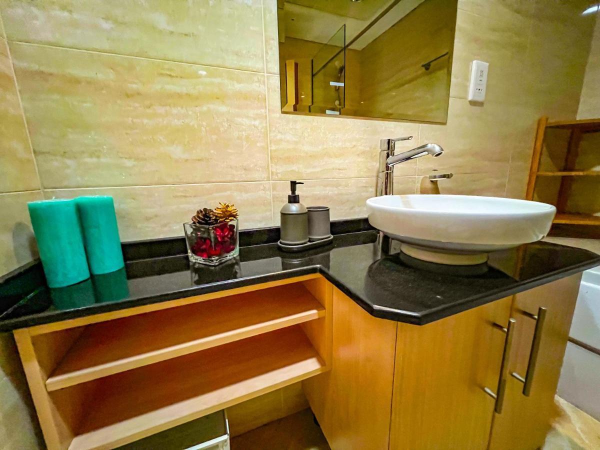 Exquisite, Luxe 1Bd Apartment, Unparalleled Sea Views, Prime Dubai Marina Location & Full Kitchen By "La Buena Vida Holiday Homes Kültér fotó