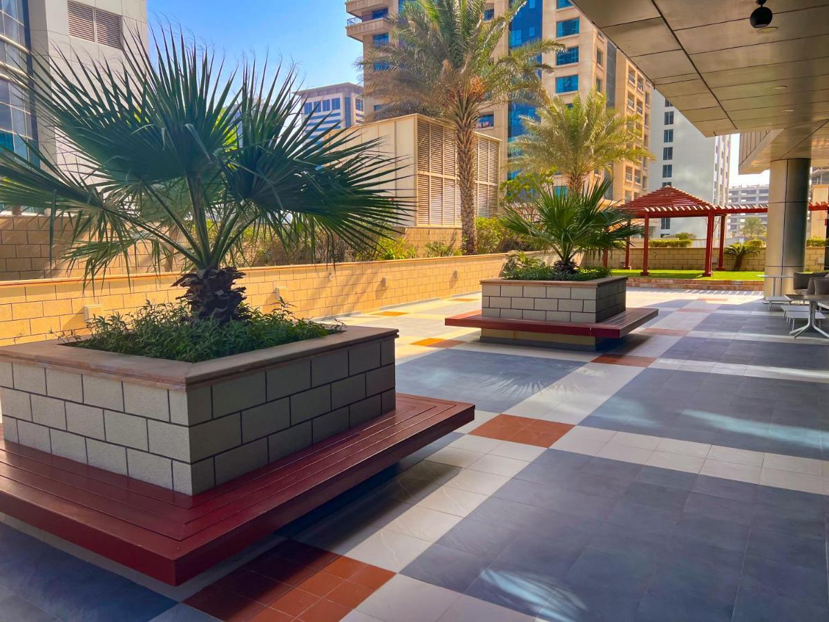 Exquisite, Luxe 1Bd Apartment, Unparalleled Sea Views, Prime Dubai Marina Location & Full Kitchen By "La Buena Vida Holiday Homes Kültér fotó